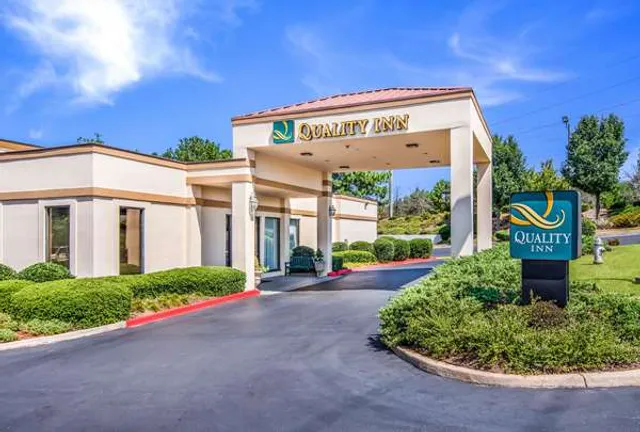 Quality Inn Suwanee I-85