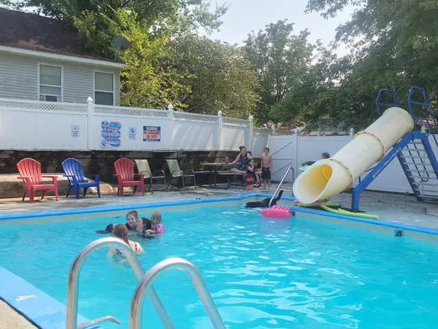 Aurora's Kentucky Lake Cottages