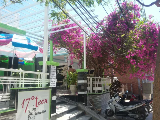 Nhà thuốc số 52