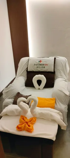 Eastman Spa - Boracay