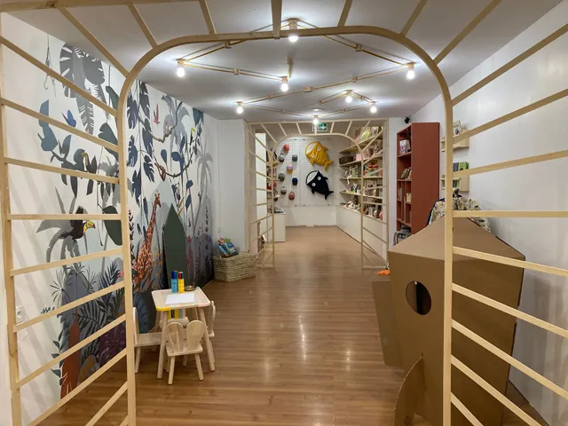 Lémamas, Family Store