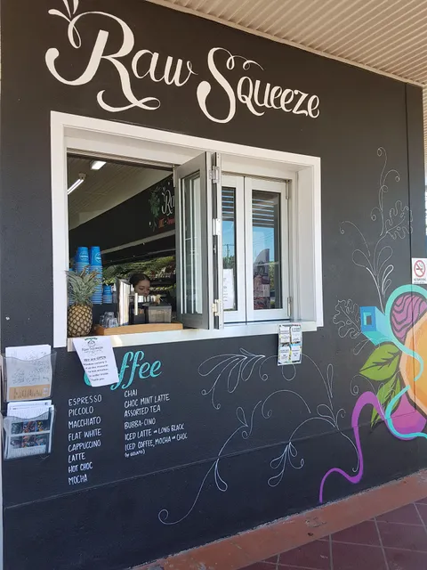 Charlie's Raw Squeeze Wynnum West