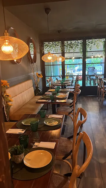 New Palermo Bar & Restaurant