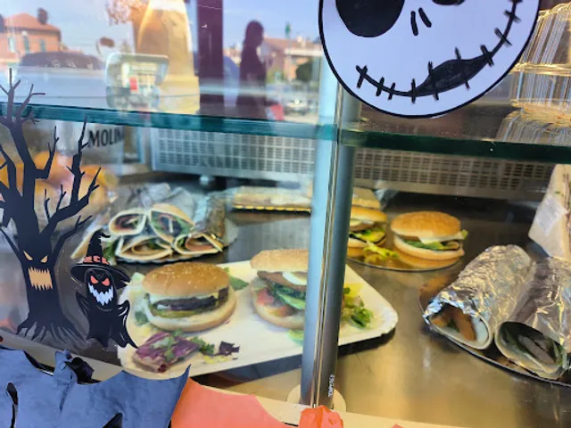 L'angolo del sorriso 3😋