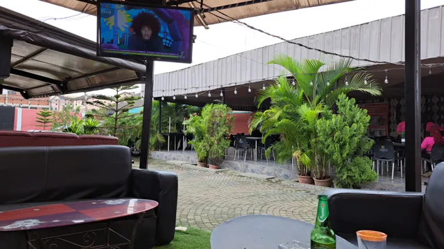 Six Fifteen Bar & Event Centre