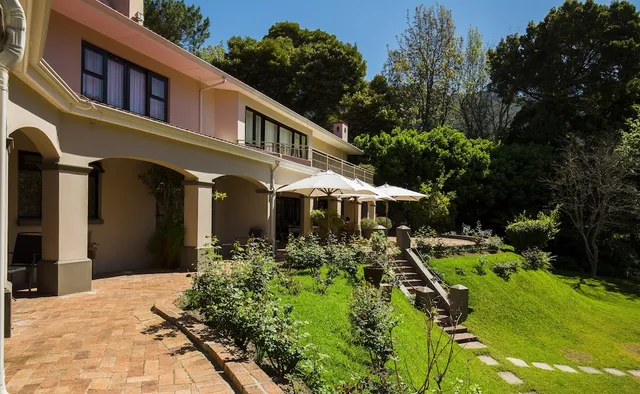 Southern Light Country House