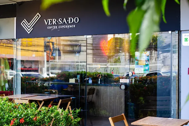 Versado Café - Derby