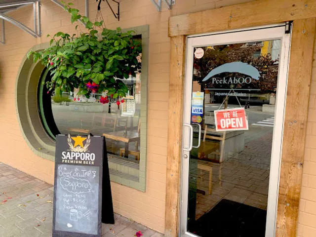 Bistro Peekaboo Sushi