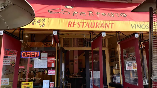 Esperpento Restaurant