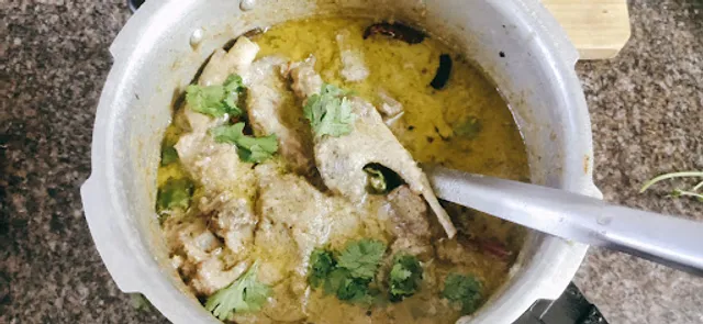 Robin's kitchen Family restaurant Best non vegetarian food