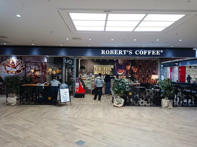 Robert's Coffee IsoKristiina