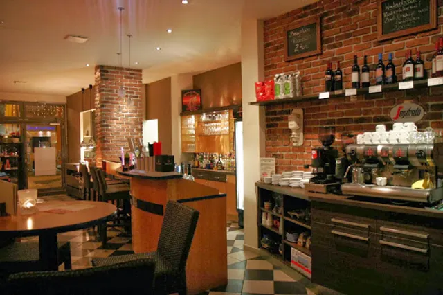 EGGHEAD Restaurant + Kochschule