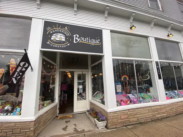 THE WANDERING CARAVAN