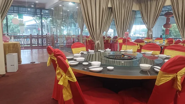 聚湘府湘菜馆 Ju Xiang Fu Hunan Restaurant