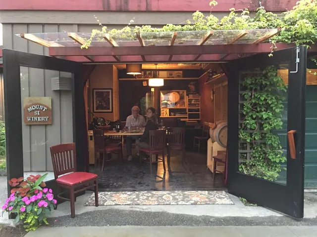 Mount Si Winery