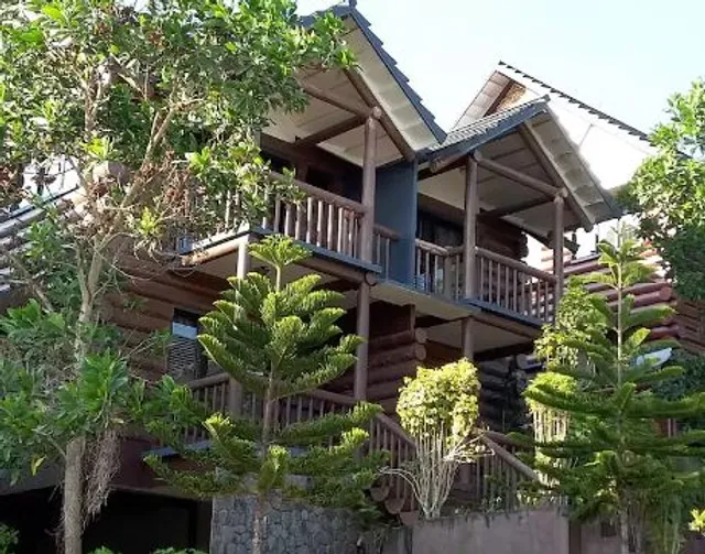 Woodsborough Log Homes