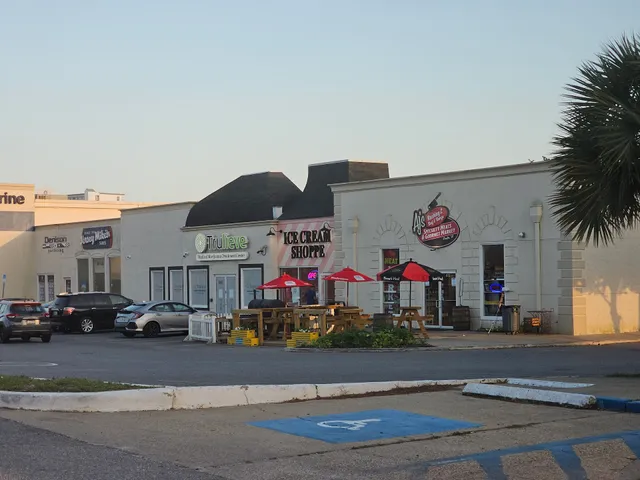 Shoreline Village Mall