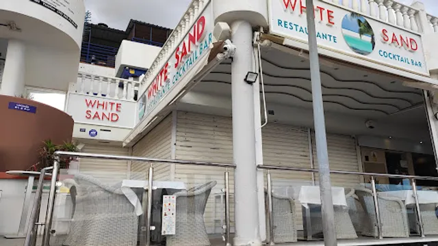 White Sand Restaurant and Lounge Bar