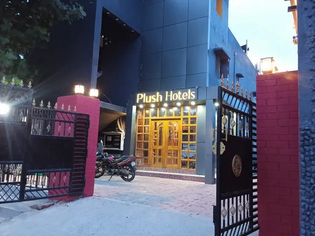 Plush Hotels