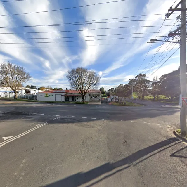 Bedwells Feed Barn Oberon