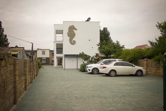 Dom S Konʹkom Дом с Коньком