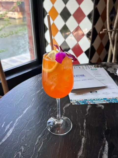 Summer Romance in Chicago 🌹