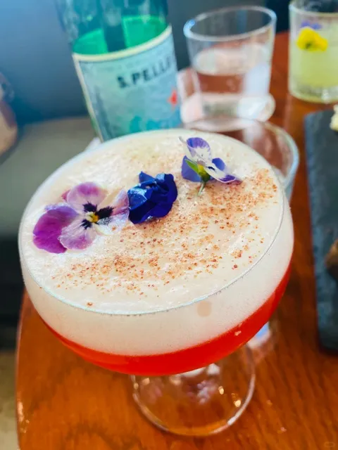 Saltie Girl: LA Seafood Lover's Dream 🦞🌊 | Must-Visit Spot!