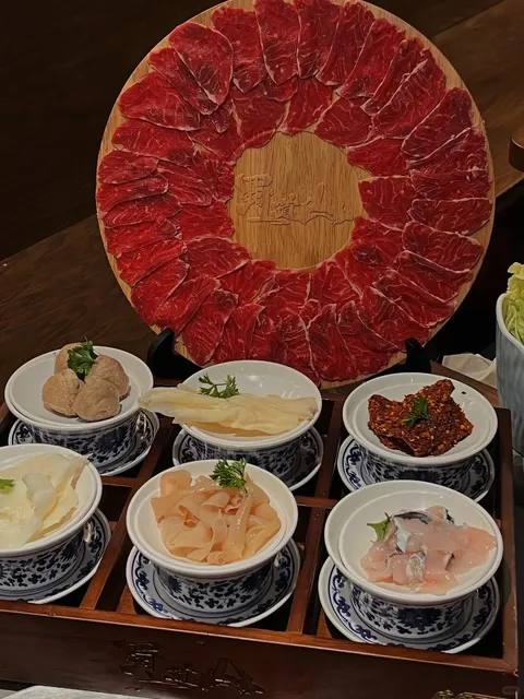 Oh (Duck)！This Hot Pot is So Fragrant — An Adventure at Mt. ShooTao 🍲