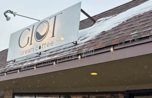 ☕️ Giot Coffee | A Warm Neighborhood Haven in Minnesota