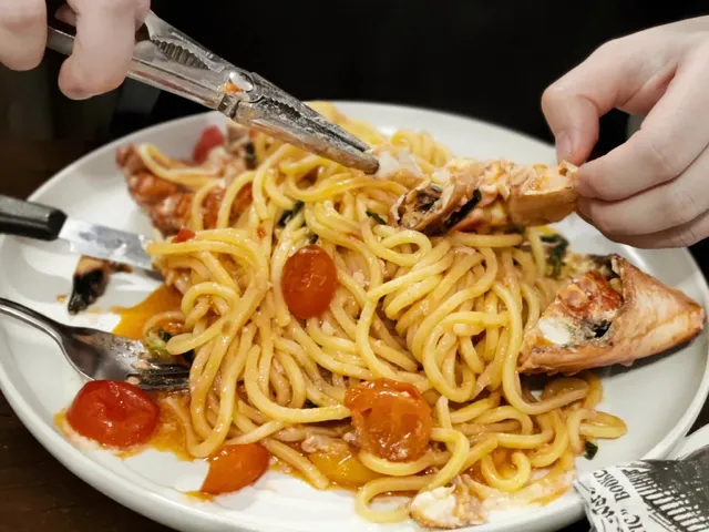Rome's 4.9 Google-Rated Crab Spaghetti | Quel che c’è