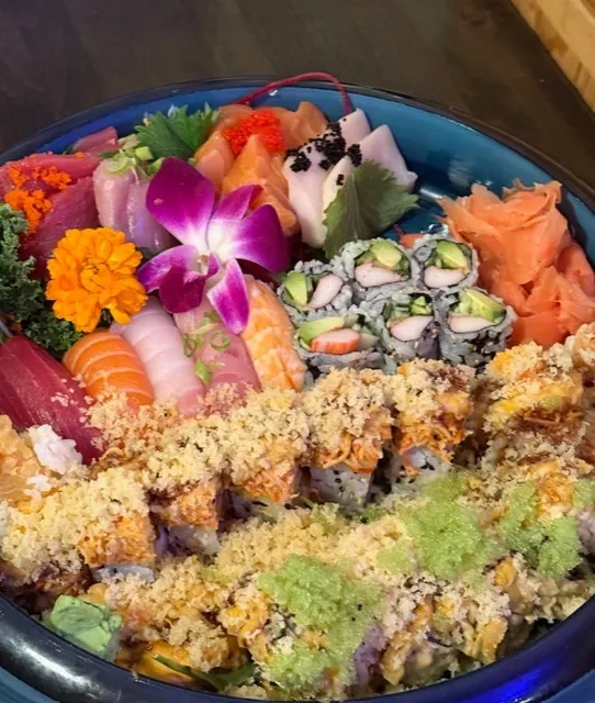 🍱 AMA Sushi Minneapolis  |Stylish Sushi Experience in the North Loop