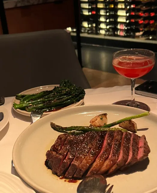 Vancouver | Elisa Steakhouse - The Crown Jewel of Canadian Steakhouses