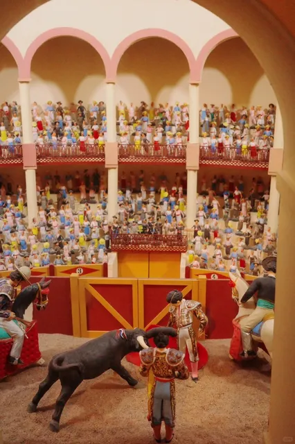 A Day at the Museum of International Folk Art in Santa Fe 🏛️✨