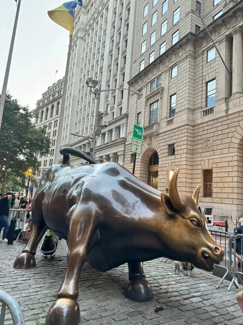 A Leisurely Half-Day Stroll Along Broadway in Wall Street 🏟🚶‍♀️🚶‍♂️