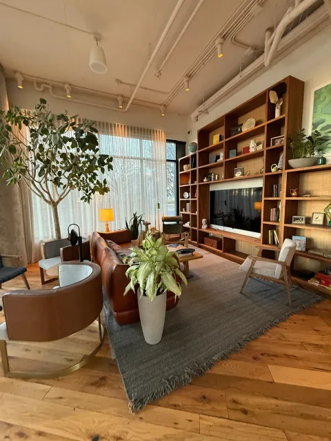 🏨 An Amazing Long-Term Stay! Highly Recommend Catbird Hotel ✨