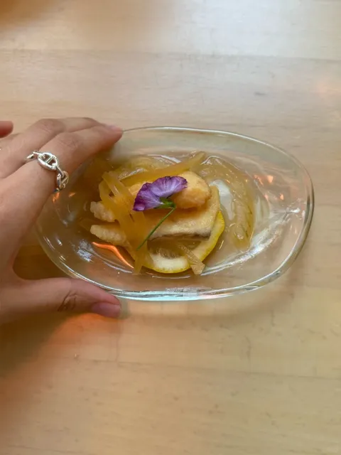 Momoya Soho - A Japanese Culinary Masterpiece! 🍣✨  