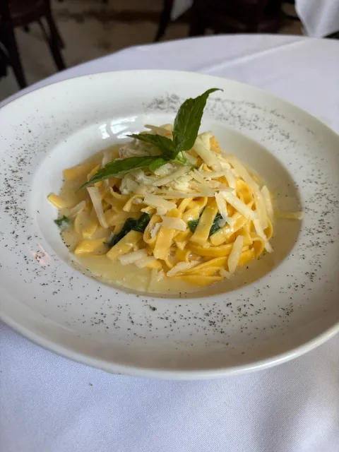 🇮🇹 A Solid Gem in the City! 💎✨