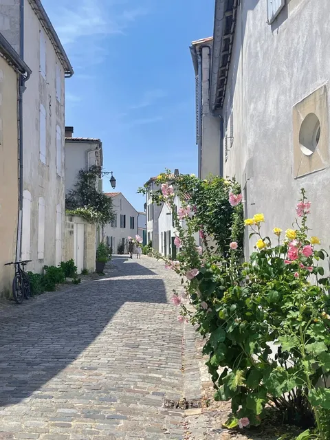 🇫🇷 La Rochelle & Île de Ré: A Dreamy Escape from London