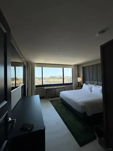 A Total Win for Hotel Choice in Washington! 💰💰