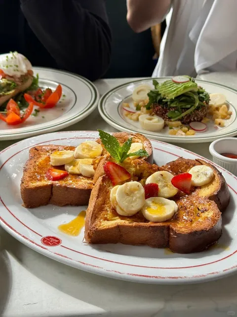 New York Brunch ☕️ | Must-Visit French Restaurant 🌟