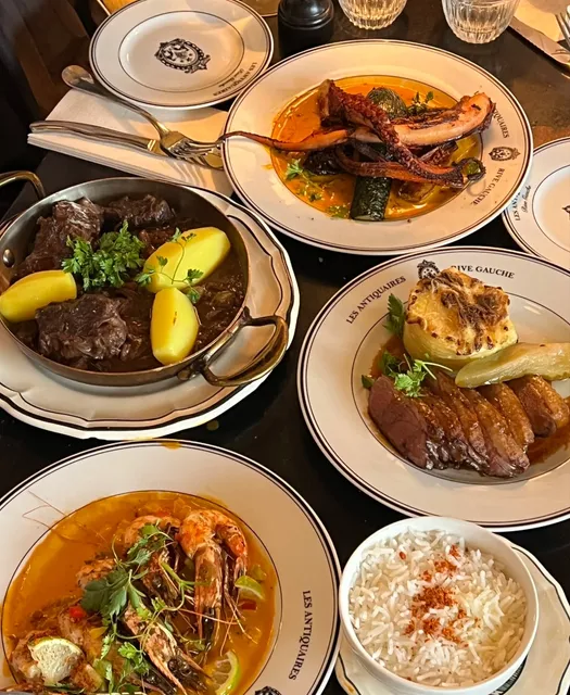 Paris 🇫🇷: French restaurant near the Louvre!