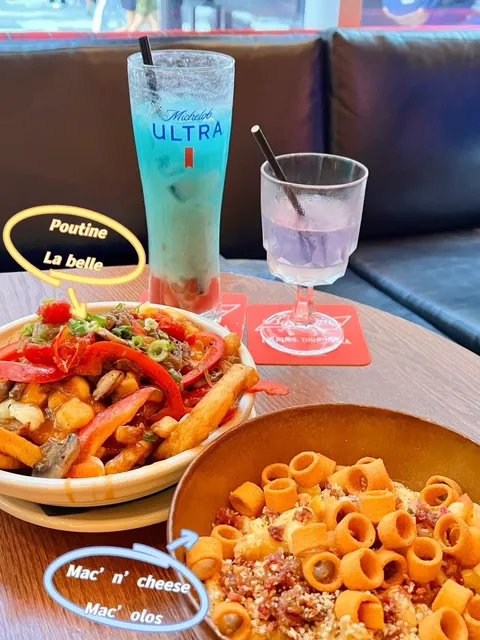 ​​🇨🇦 MTL | When Your Bar Meal Leaves You Stuffed (In the Best Way)​​