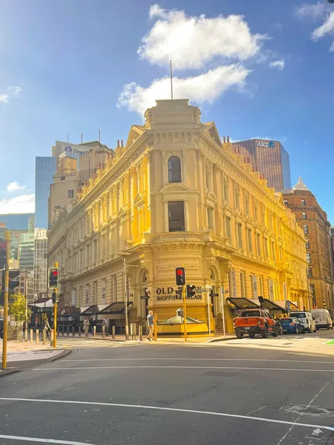 Wellington City Walk: Snap Jay Chou's Iconic Photo Spots!