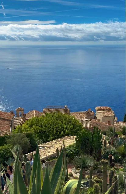 Southern France in EZE | There’s a Blue Called Mediterranean Blue 🌊