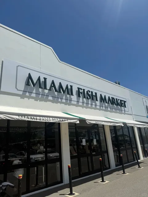 Diving into the Gold Coast's Miami Fish Market! 🐟🌊