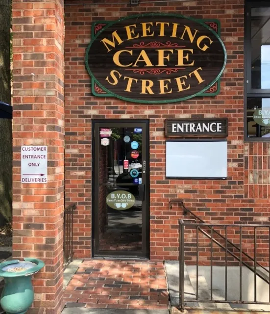 A Surprise Breakfast Spot on the Corner