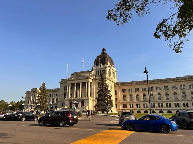 🌆 Regina: The Heart of Saskatchewan