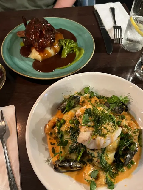 🇬🇧 Must-Try Irish Restaurant in Belfast