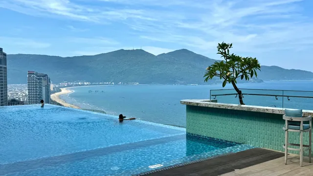 🇻🇳 My Khe Beach – The #1 Budget-Friendly Beach in the World! 🌊💰