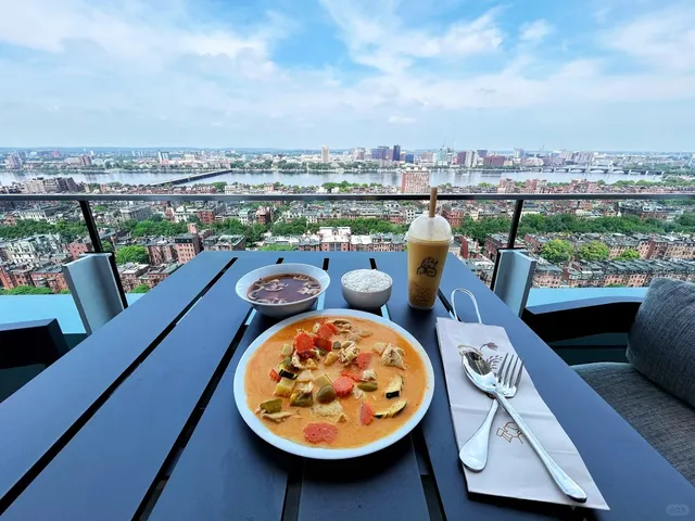 🌶️ Boston’s Hidden Thai Gem Just Got a Glow-Up!  